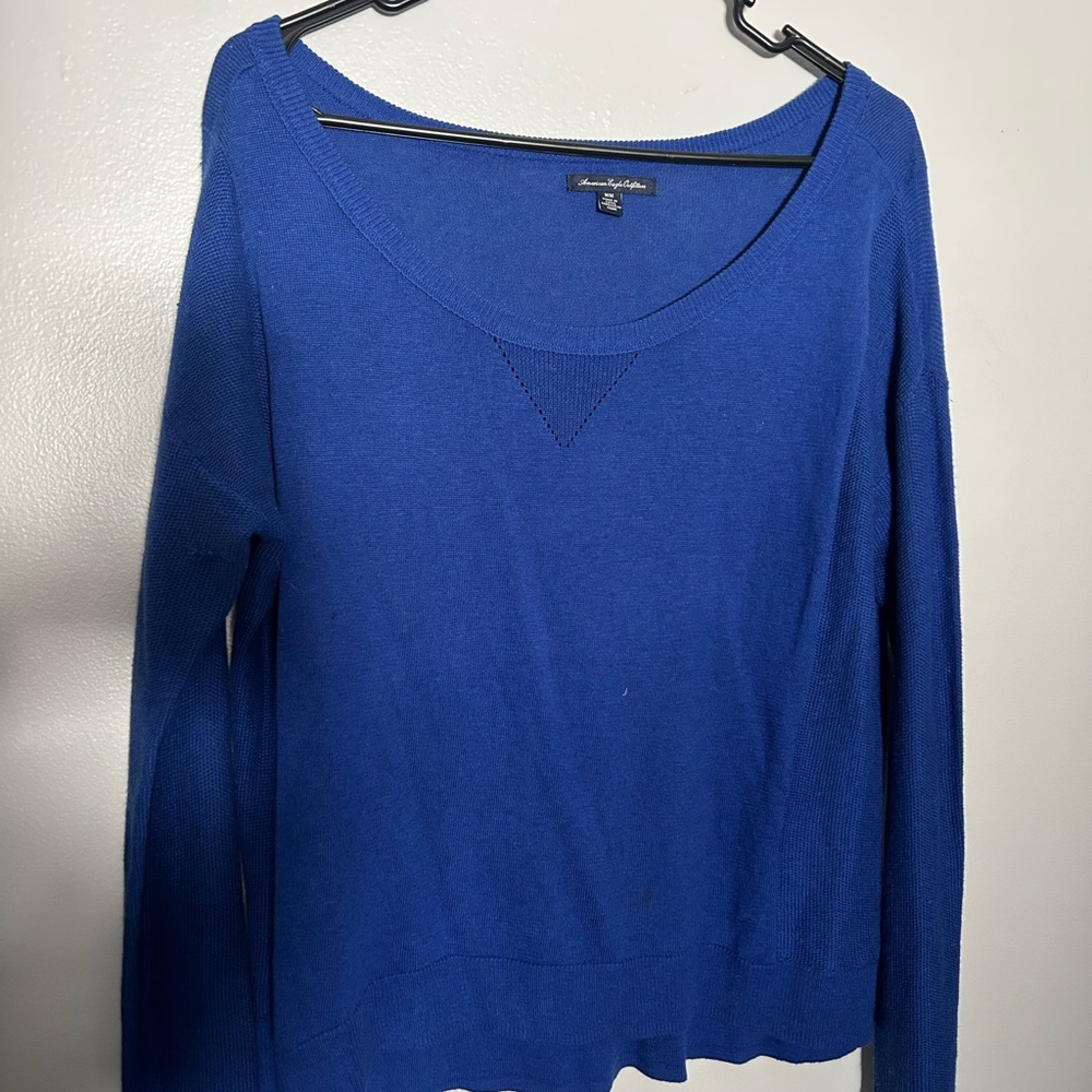 American eagle blue sweater